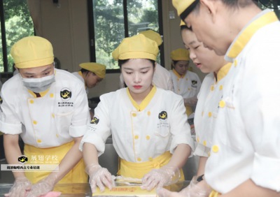 2019年，烘焙新手如何成功開一家烘焙店？烘焙培訓