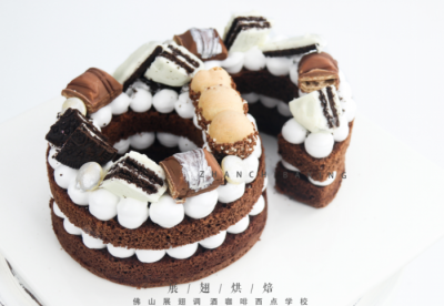 如何開(kāi)一家適合自己的烘焙店？